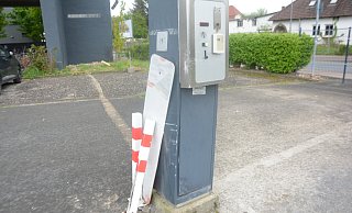 An der Elverdisser Straße ist ein Automat beschädigt worden. - Polizei Herford