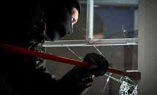 Laut Einbruchsradar der Gütersloher Polizei hat es in den vergangenen zwei Wochen insgesamt neun Einbrücher oder Einbruchsversuche im Kreis Gütersloh gegeben. - picture alliance/dpa