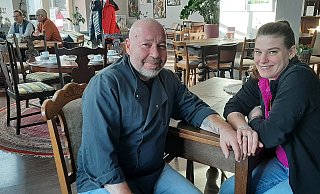 Frank Förster und Bianca Mogge laden in ihr Café und Bistro ein. - Dieter Scholz