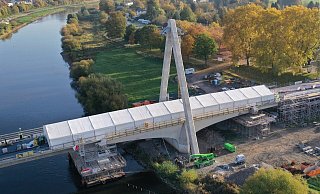 Aktuell steht ein Zelt mitten auf der Brücke. Laut Straßen NRW dient es dem Schutz vor der Witterung. - Thomas Kube