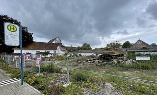 Das Gelände des ehemaligen Hotel-Restaurants Hotel Büscher in Bielefeld-Quelle gibt aktuell kein gutes Bild ab. - Susanne Lahr
