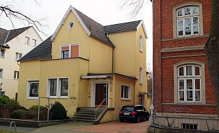 Die Stadt Bad Oeynhausen wollte das Gebäude an der Portastraße 19 abzureißen und dort ein Kulturzentrum errichten. Das Projekt wurde gestoppt. - Thorsten Gödecker