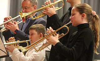 Wie vielfältig die Musikschule Steinheim ist, wurde beim Konzert zum 50. Jubiläum mit den verschiedenen Ensembles im vergangenen Dezember deutlich - Burkhard Battran