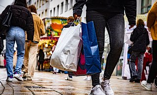Der Einzelhandel war vom Sonntagsshopping parallel zum Leinewebermarkt sehr enttäuscht. So werde es die Aktion nicht wieder geben. - Mike-Dennis Mller / www.mdm.photo