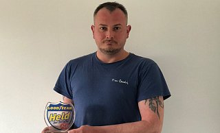Für seinen umsichtigen und selbstlosen Einsatz verleihen Goodyear und derAutomobilclub von Deutschland (AvD) Jegor Kiske den Titel „Held der Straße“ desMonats Januar 2021. - Goodyear