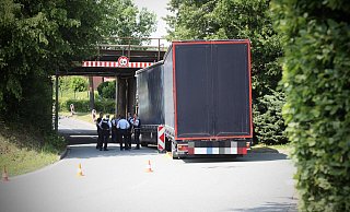 Der Unfall ereignete sich an der Falscheider Straße. - Felix Eisele