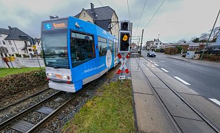 An der Deciusstraße-, Ecke Beckhausstraße ist es in der Vergangenheit wiederholt zu Unfällen mit der Stadtbahn gekommen. - Andreas Zobe/NW