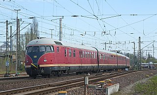 Der legendäre Schnelltriebwagen VT12.5. der ehemaligen Deutschen Bundesbahn kehrt nun als Museumszug zurück – liebevoll auch „Eierkopf“ genannt. Foto: Jürgen Steinhoff - Jürgen Steinhoff