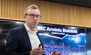 Arminia Bielefelds Finanzgeschäftsführer Christoph Wortmann präsentierte die Geschäftszahlen der ausgegliederten Profiabteilung. - Oliver Krato