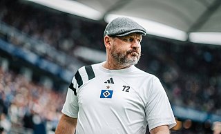 Steffen Baumgart war enntäsucht über das 2:2-Remis seines Hamburger SV gegen Ex-Verein SC Paderborn. - IMAGO/Justus Stegemann
