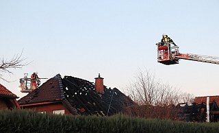 Das Wohnhaus ist durch das Feuer nun unbewohnbar - Leonie Meyer
