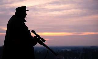 Ein früherer Jäger aus Langenberg will die Jagd auf seinem Grund und Boden aus ethischen Gründen verbieten lassen. Weil er die Begründung nicht für glaubhaft hält, hat der Kreis Gütersloh seinen Antrag abgelehnt. Jetzt treffen sich beide Seiten vor Gericht. - Friso Gentsch