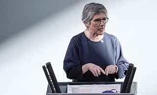 Aus Sicht von Britta Haßelmann, Chefin der Grünen im Deutschen Bundestag, gehört Wladimir Putin vor Gericht. - picture alliance / Flashpic | Jens Krick
