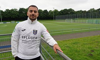 Iskender Aslan hat kürzlich seinen Vertrag beim SC Wiedenbrück bis 2025 verlängert. - Christian Geisler