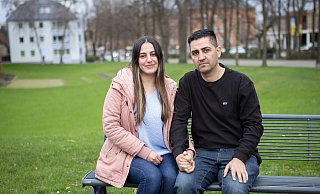 Kurdwin Yousif und Ahmed Haji Saeed haben vor dem Verwaltungsgericht geklagt und Recht bekommen. - Niklas Tüns