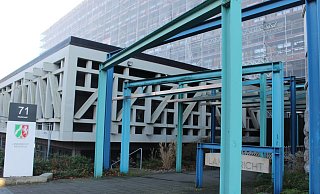 Vor dem Bielefelder Landgericht wird gegen einen 29-jährigen Mann verhandelt, der eine Jugendliche vergewaltigt haben soll. - Anastasia von Fugler