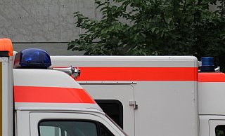 Die junge Frau aus Harsewinkel war am Wochenende bei einem Unfall lebensgefährlich verletzt worden. Jetzt ist sie im Krankenhaus gestorben. - Symbolfoto/Pixabay
