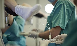 Die Gynäkologie begleitet Frauen von der Pubertät bis zum Lebensende und hat deshalb einen viel breiteren Anwendungsbereich als die Geburtshilfe. - picture alliance