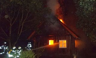 Die Sauna brannte in voller Ausdehnung. - Polizei Minden-Lübbecke