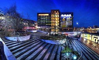 Zwischen dem Boulevard oben und dem Hauptbahnhof rechts liegt der Kiosk. Vor ihm wurde die schwule Gruppe attackiert. - Andreas Frücht