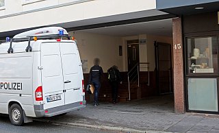 Eine Wohnung in einem Haus an der Rennstraße war im November 2022 Schauplatz einer blutigen Auseinandersetzung. Eine Mordkommission wurde eingesetzt. - Frank-Michael Kiel-Steinkamp