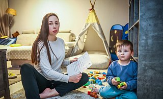 Anastasia Zviahintseva kann aufatmen: Die Stadt hebt den Zahlungsbescheid für die Unterbringung in einer Unterkunft, in der sie zu dem Zeitpunkt gar nicht mehr gewohnt hat, jetzt zurück. - Sarah Jonek