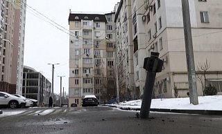 Russland meldete seinerseits, es seien mehr als 800 ukrainische Militärobjekte "außer Gefecht" gesetzt worden. - AFP