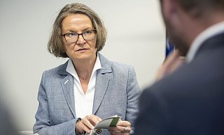 Ina Scharrenbach beim Redaktionsbesuch in Bielefeld. - Jörg Dieckmann - www.dieckmann-fotodesign.de