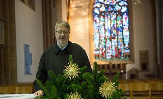 Im ersten Corona-Winter durften keine Gottesdienste gefeiert werden. In diesem Jahr sind die Kirchen geöffnet, es gelten aber Regeln. - Ralf Bittner