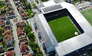 Die Schüco-Arena liegt mitten im Wohngebiet, durch das die Fans vor und nach dem Stadionbesuch ziehen. Dabei hinterlassen sie zum Leidwesen der Anwohner so einiges. - Sarah Jonek
