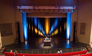 Falls Corona es zulässt, sollen ab September auf der Bühne des Stadttheaters wieder vielfältige Theaterproduktionen zu sehen sein. - Ralf Bittner