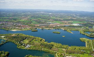 Gäste am Lippesee alarmierten die Rettungskräfte, als sie die Leiche im Wasser entdeckten. - (Archivbild) Gerd Vieler