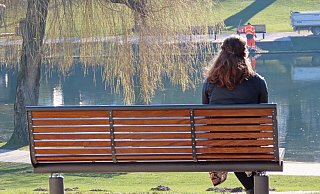 Elke D. kämpft gegen das Jugendamt des Kreises Lippe, das ihr den Umgang mit ihrem Kind untersagen will. - Gunter Held Elke D. kämpft gegen das Jugendamt des Kreises Lippe, das ihr den Umgang mit ihrem Kind untersagen will. - Gunter Held