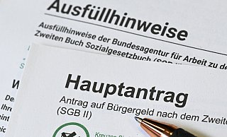 Die Ampelkoalition hat die Sanktionen im Bürgergeld für sogenannte Jobverweigerer verschärft. - dpa