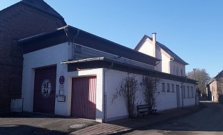 Das 50 Jahre alte Feuerwehrgerätehaus in Amelunxen erfüllt nicht mehr die gesetzlichen Anforderungen und bietet keine Entwicklungsmöglichkeiten. - Torsten Wegener