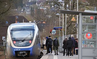 Auf der Strecke der Egge-Bahn gibt es Schienenersatzverkehr - und damit verbundenen Ärger für Fahrgäste. - David Schellenberg