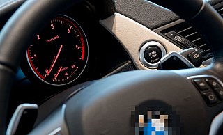 Die Polizei wollte den BMW-Fahrer routinemäßig überprüfen. - Symbolfoto/dpa