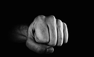 Ein Streit eskaliert. - Symolbild: Pixabay