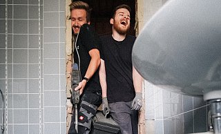 Durchbruch auf Instagram: Noah (links) und Louis Sprock bauen ein Haus um - und zeigen das im Internet. - Privat