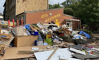 Von der Kindertagesstätte „Mäuseburg“ in Stolberg ist nach der Hochwasser-Katastrophe nicht mehr viel übrig. Mit Spendengeldern aus Schloß Holte-Stukenbrock soll beim Wiederaufbau geholfen werden. - privat