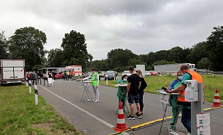 Die Impfaktion findet auf dem Parkplatz Herford-Süd statt, der nur über die A 2 in Richtung Hannover zu erreichen ist. - Frank-Michael Kiel-Steinkamp