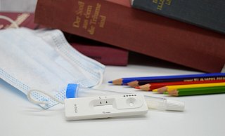 Der Wechsel bei der Teststrategie hat bei Grundschuleltern im Kreis Höxter Sorgen ausgelöst. - Pixabay (Symbolfoto)