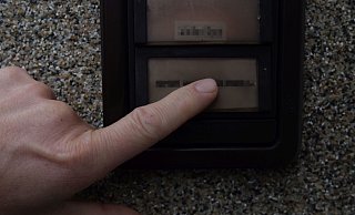 Es ist unheimlich, wenn es mitten in der Nacht an der Haustür klingelt. - Mareike Patock