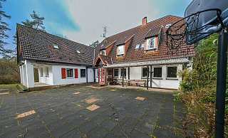 Die Eröffnung einer Kindertagesstätte im Fichteheim in Sennestadt ist verschoben worden. Der Umbau ist noch immer nicht gestartet. - Andreas Zobe