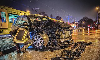 Schwerer Verkehrsunfall an der Kurt-Schumacher-Straße. - Paul Brinkmann