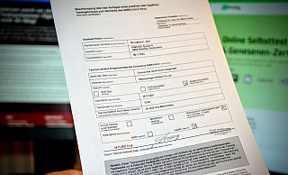 Das ist die laut Ministerium ungültige Bescheinigung des Online-Dienstleisters „Dr. Ansay“ aus Hamburg. - Jens Reichenbach
