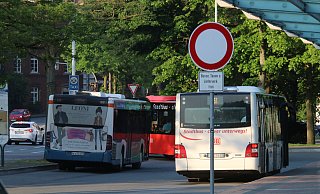 Der angekündigte Streik konnte noch verhindert werden, sodass Busse und Bahnen fahren konnten. - Claus Frickemeier