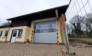 Die Stadt Marienmünster will in diesem Jahr rund 6,7 Millionen Euro investieren, unter anderem in den Brandschutz. Baumaßnahmen gibt es beispielsweise am Feuerwehrgerätehaus in der Ortschaft Löwendorf. Den geplanten Investitionen stehen Fördermittel in Höhe von rund 2,4 Millionen Euro gegenüber. Fotos (2): Madita Schellenberg - Madita Schellenberg