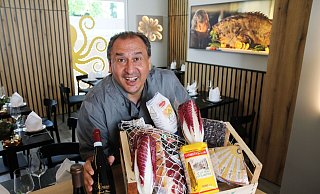 Polenta, Prosciutto, Radicchio und Wein - alles aus Venezien: Orlando Rollo legt in seinem neuen italienischen Restaurant "Orlando" in der Paderborner Rathauspassage besonderen Wert auf die Herkunft der Zutaten. - Lena Henning