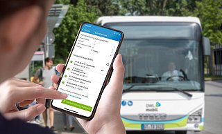 Die Fahrt mit Bus und Bahn soll vor allem für Gelegenheitsfahrer durch den elektronischen Tarif einfacher werden. - Joerg Dieckmann